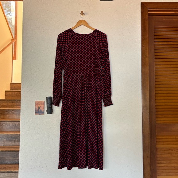 Boden Long Sleeve Dress Navy Blue with Red Flower Design, size 8R - Picture 2 of 9
